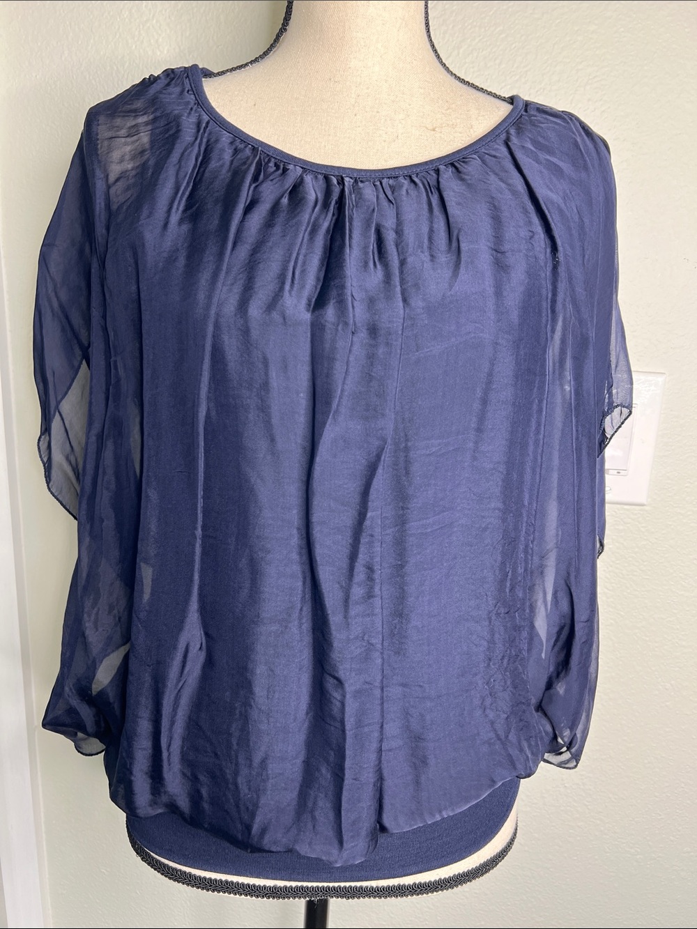 NWOT Giusy Italy Navy Silk Blend Blouse